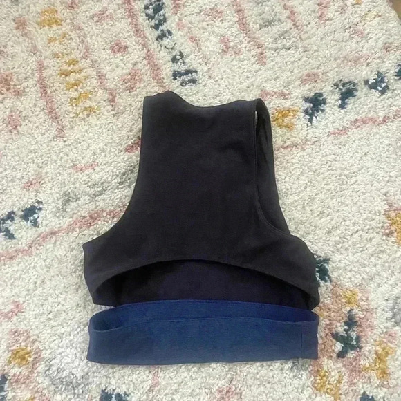 Outdoor voices cut out crop top sports bra medium - Picture 4 of 4